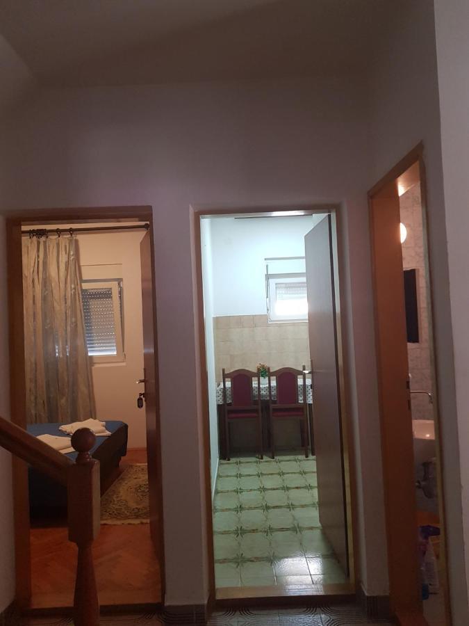 Sobe I Apartmani Marovic Petrovac Екстериор снимка