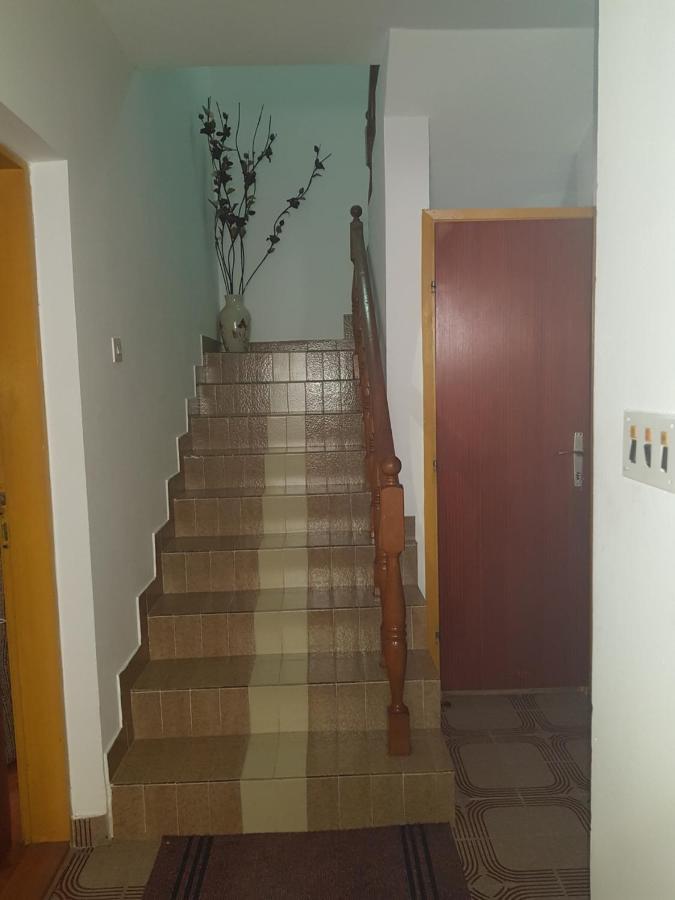 Sobe I Apartmani Marovic Petrovac Екстериор снимка