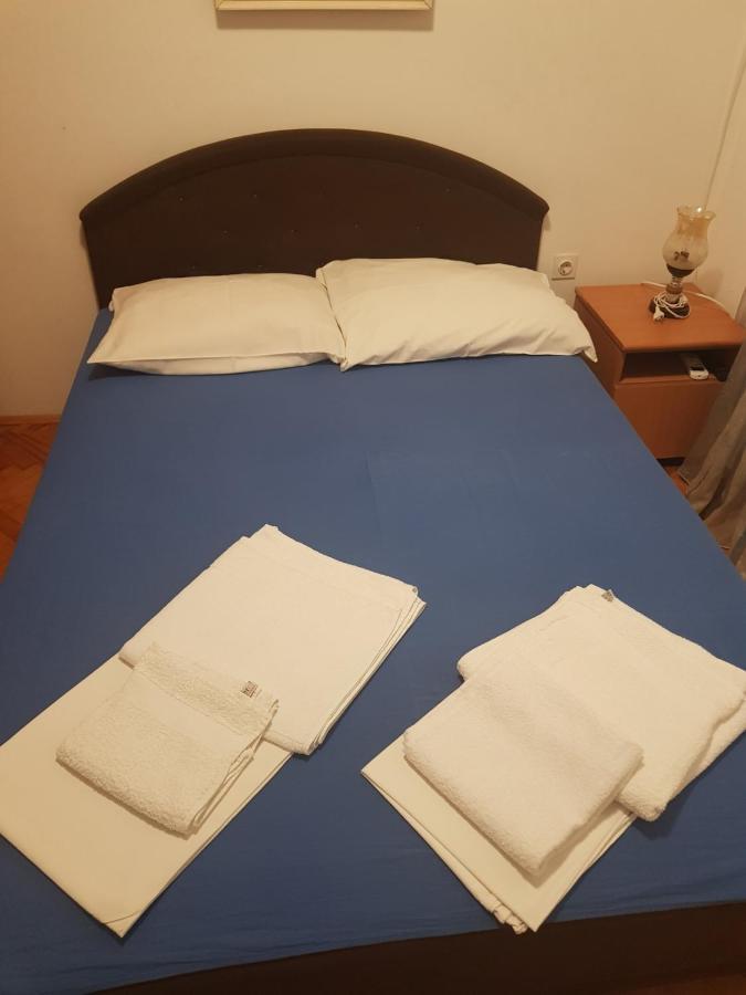 Sobe I Apartmani Marovic Petrovac Екстериор снимка