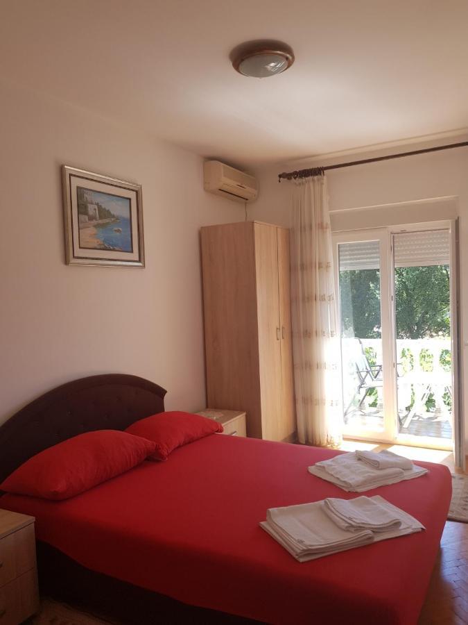 Sobe I Apartmani Marovic Petrovac Екстериор снимка