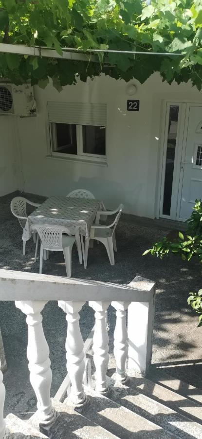 Sobe I Apartmani Marovic Petrovac Екстериор снимка