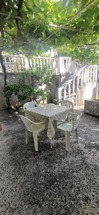 Sobe I Apartmani Marovic Petrovac Екстериор снимка