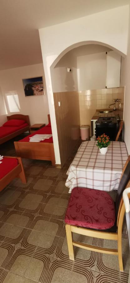 Sobe I Apartmani Marovic Petrovac Екстериор снимка