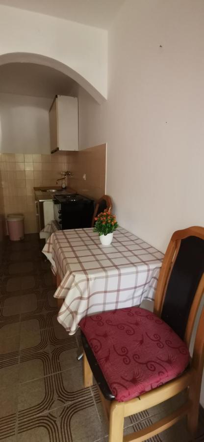 Sobe I Apartmani Marovic Petrovac Екстериор снимка