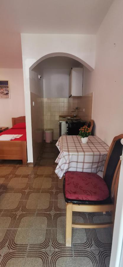 Sobe I Apartmani Marovic Petrovac Екстериор снимка