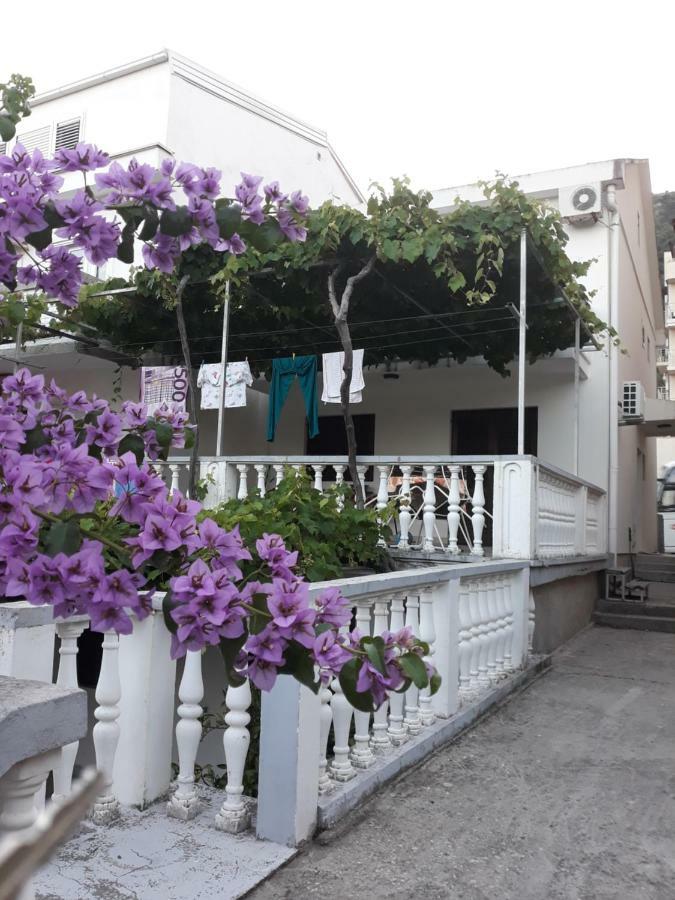 Sobe I Apartmani Marovic Petrovac Екстериор снимка